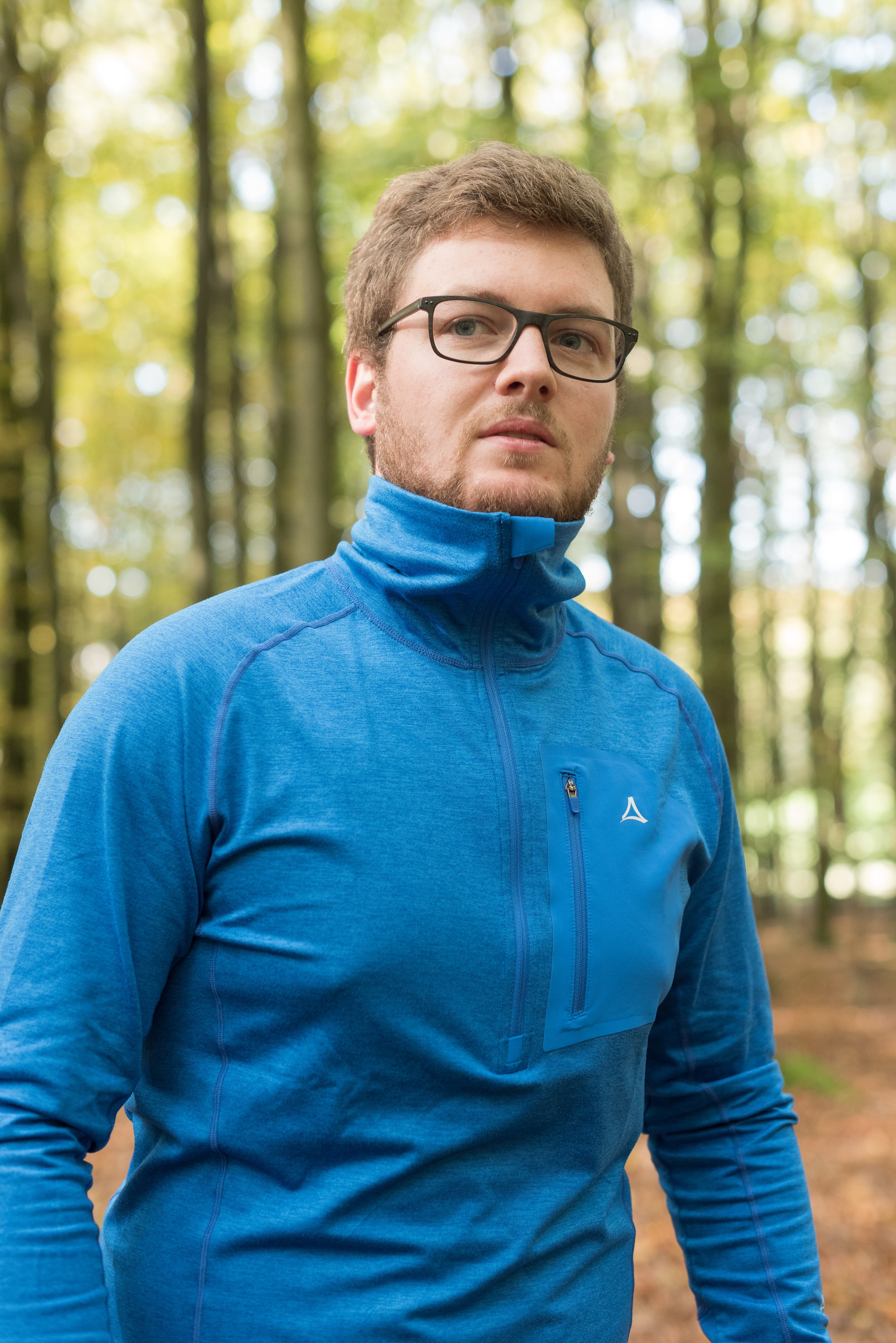 kragen hoch