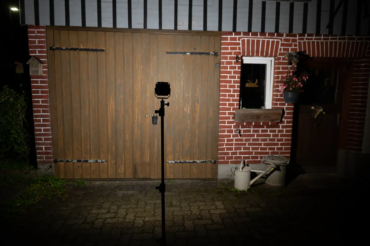 auf Stativ