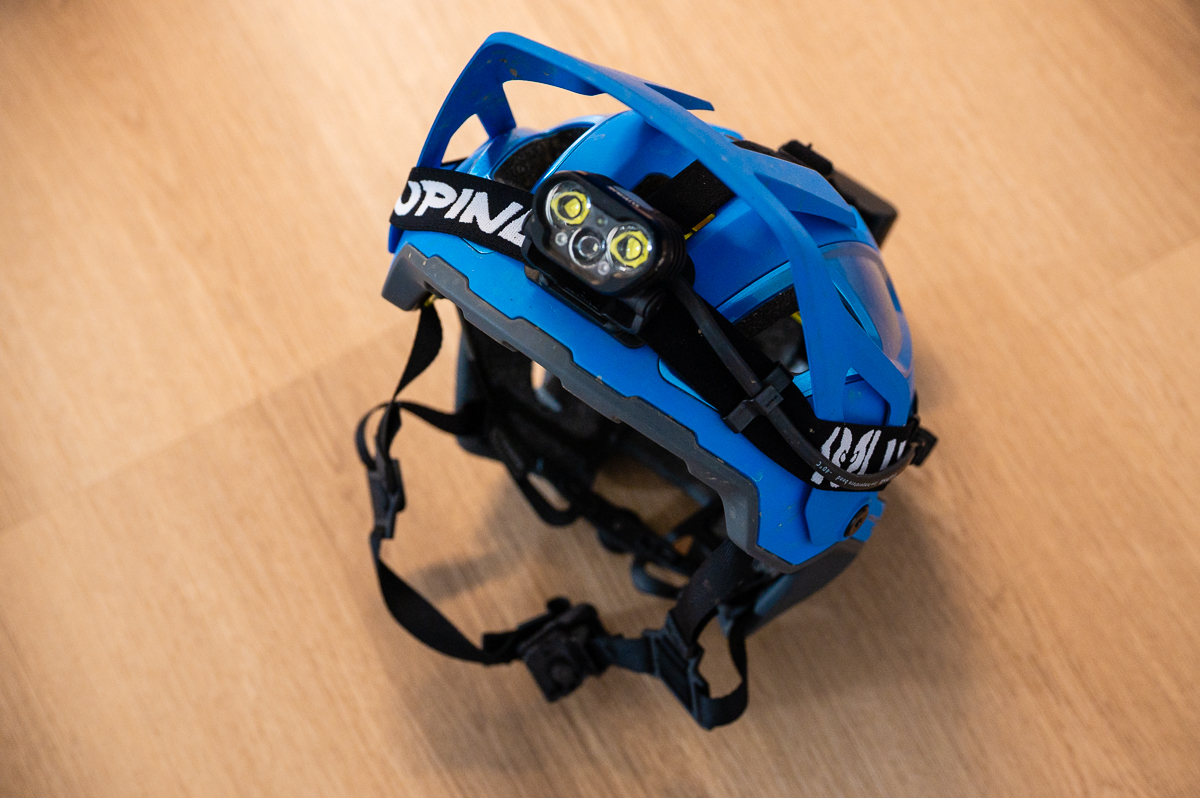 auf dem Bikehelm (vorne)