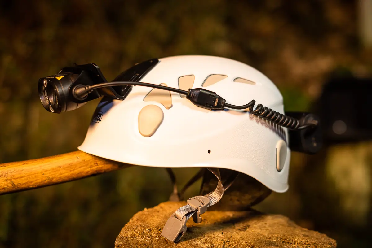 Helm Seite