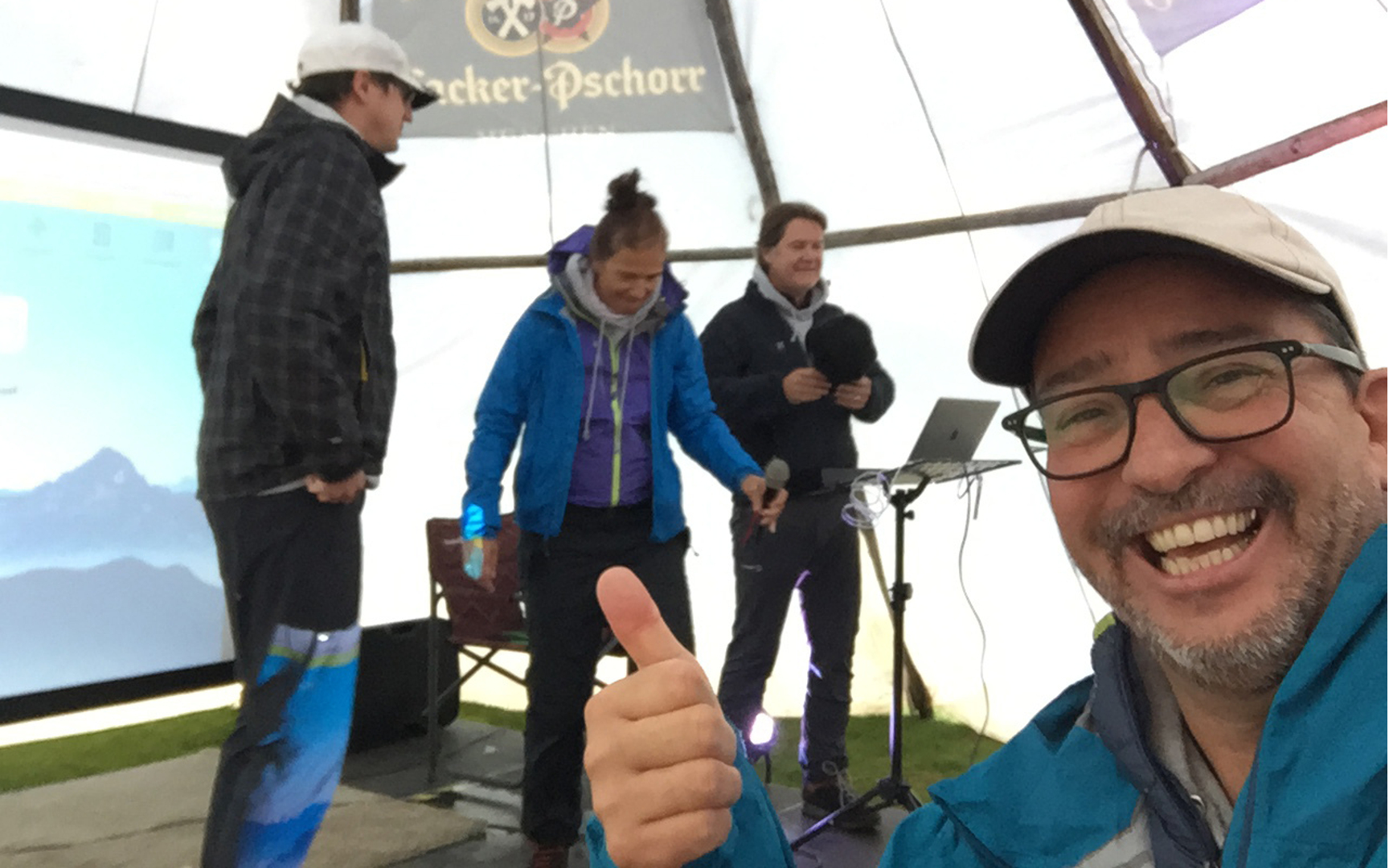 Das OUTSIDEstories-Team vor Ort 
