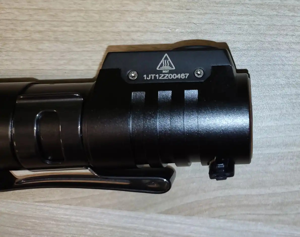 Fenix HM71R Stirn-/Taschenlampe54