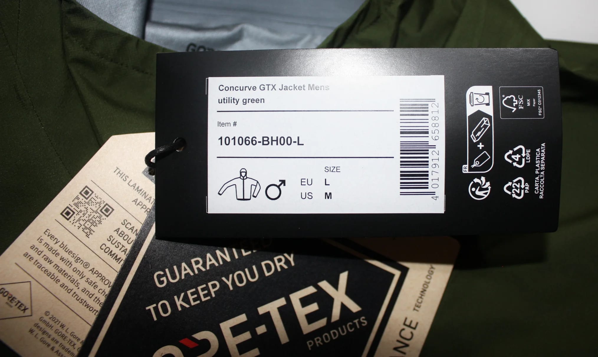 GOREWEAR Concurve GORE-TEX Jacke5