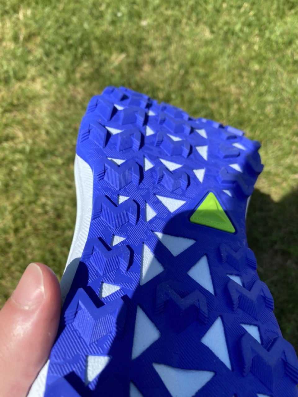 Der kompetente OUTSIDEstories-Test: Der ASICS Trabuco Max 5
