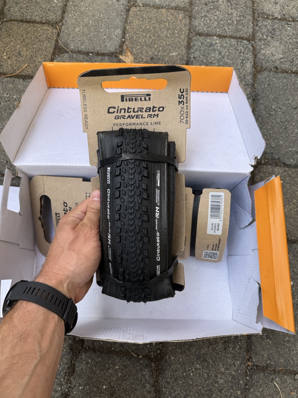 Der kompetente OUTSIDEstories-Test: PIRELLI Cinturato Gravel RM -  Fahrradreifen (Gravel)