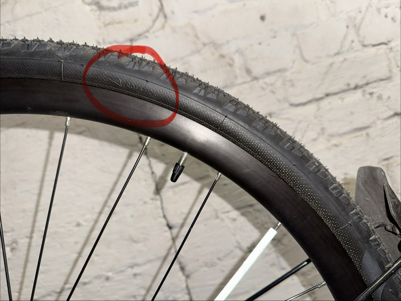 Der kompetente OUTSIDEstories-Test: PIRELLI Cinturato Gravel RM -  Fahrradreifen (Gravel)