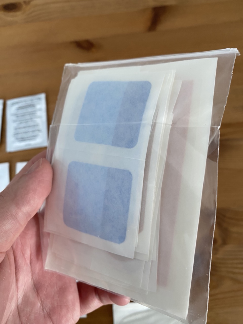 Separate Tüte mit Pflastern