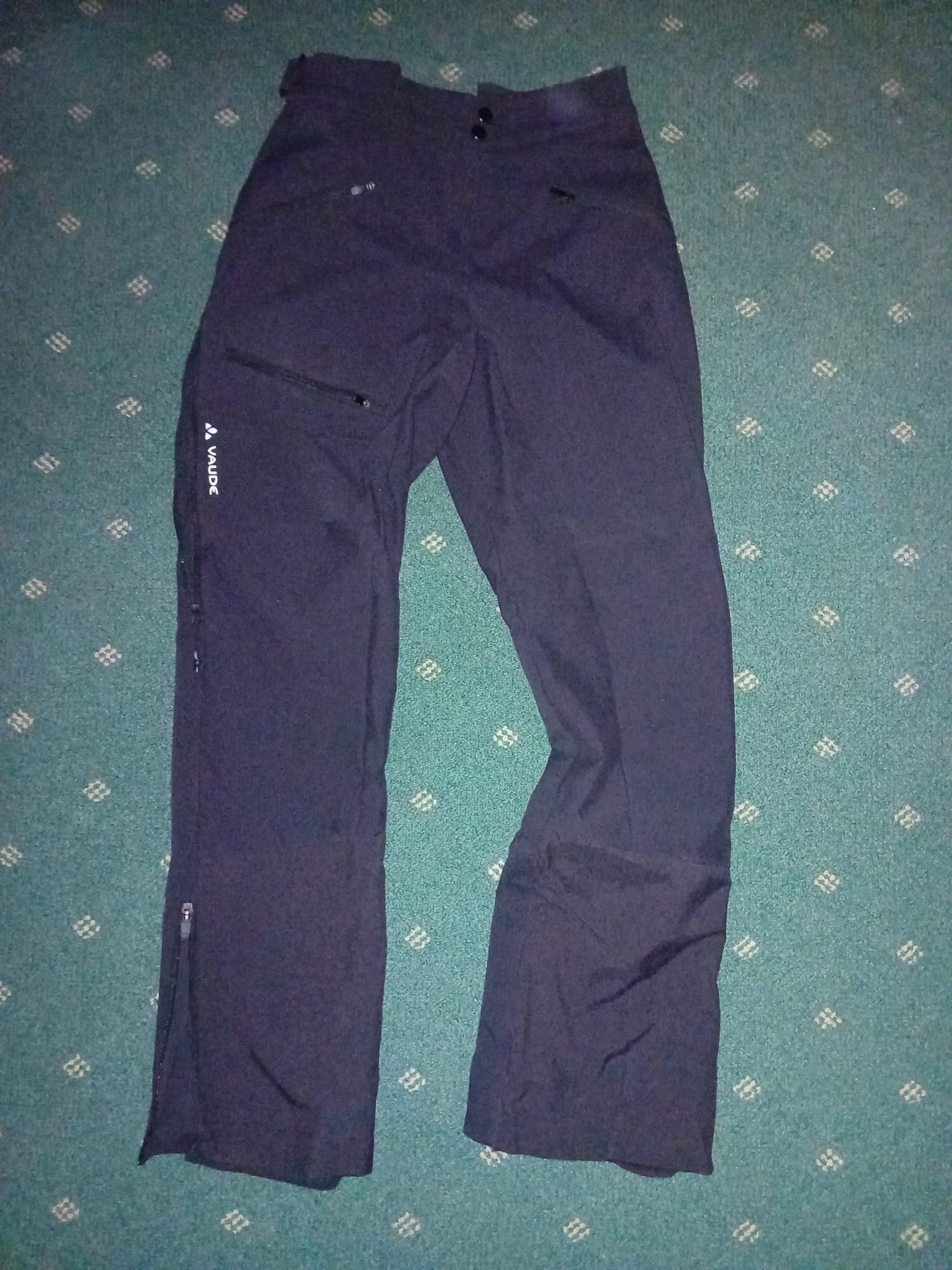 Hose von vorne