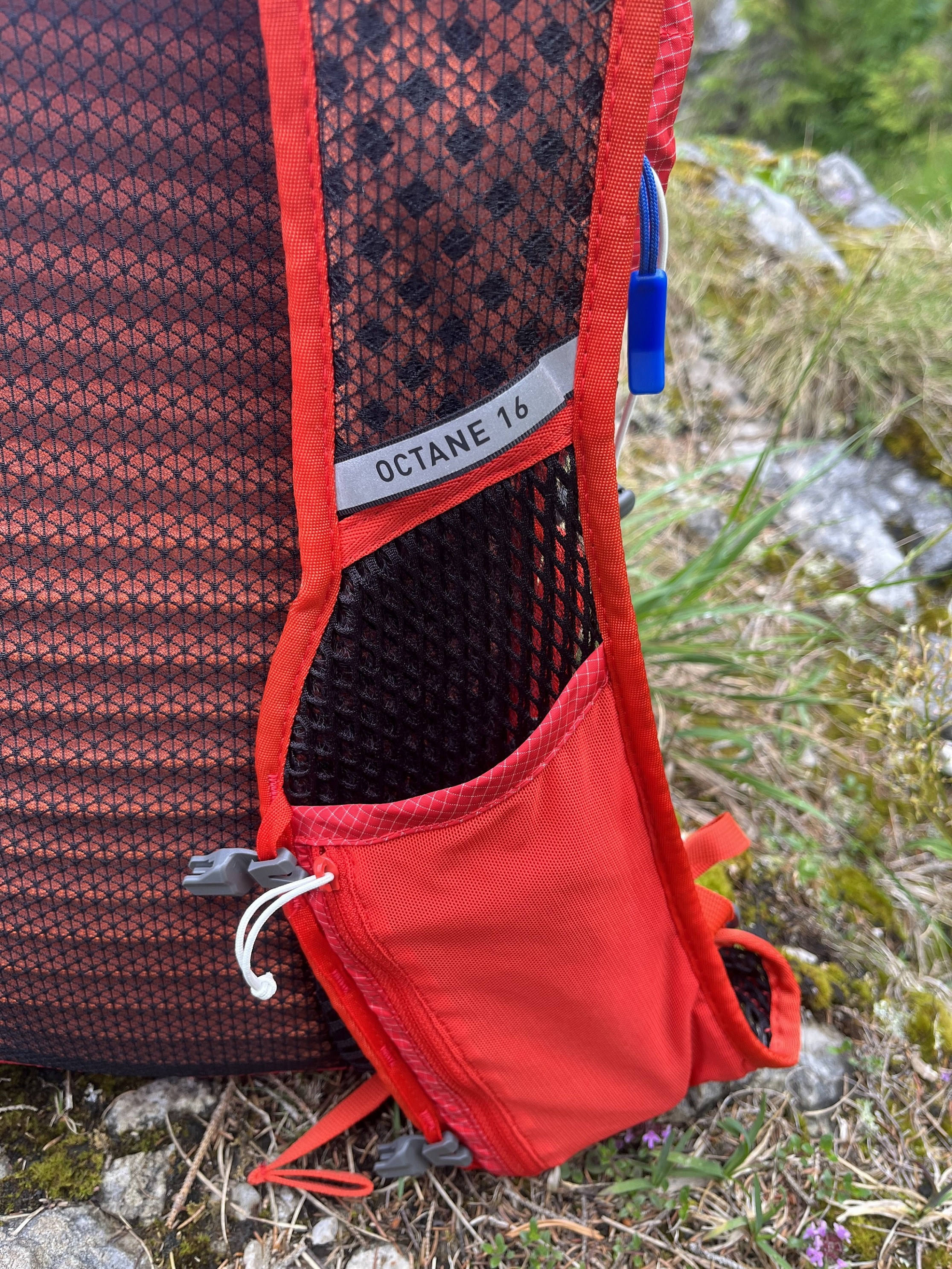 details3