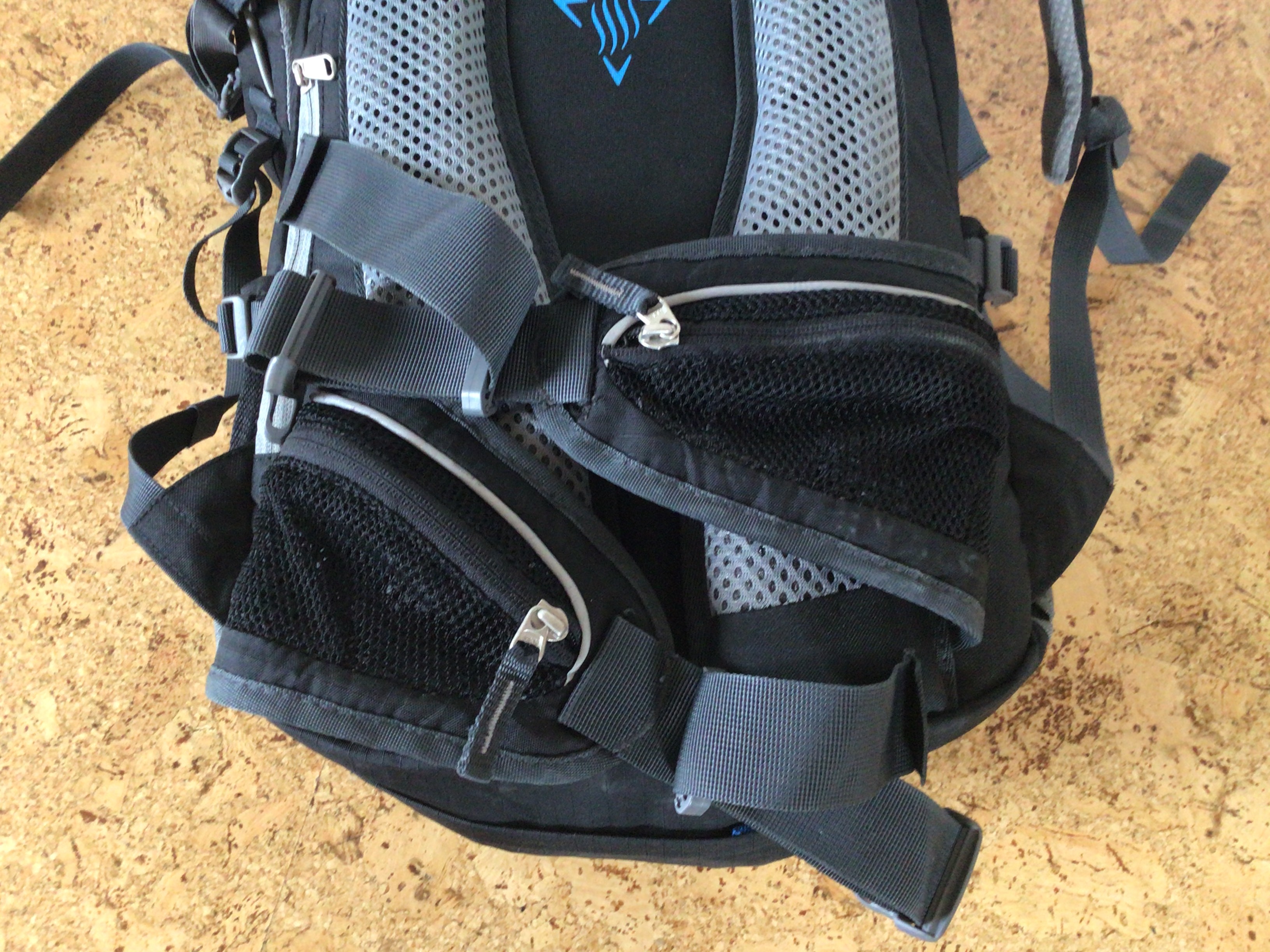 Deuter Trans Alpine 30 (2016) Hüftflossen