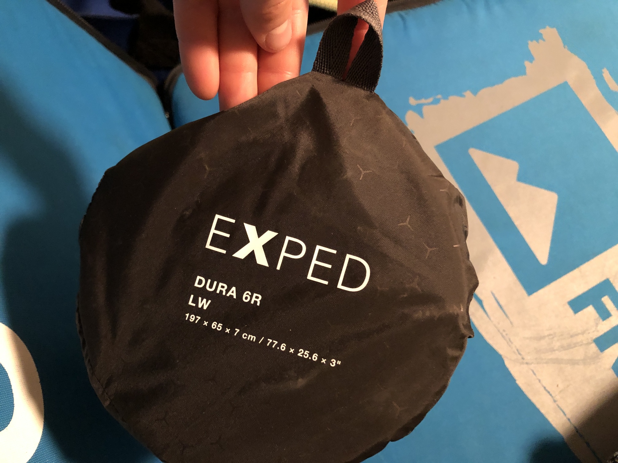 Die Verpackung von der Seite