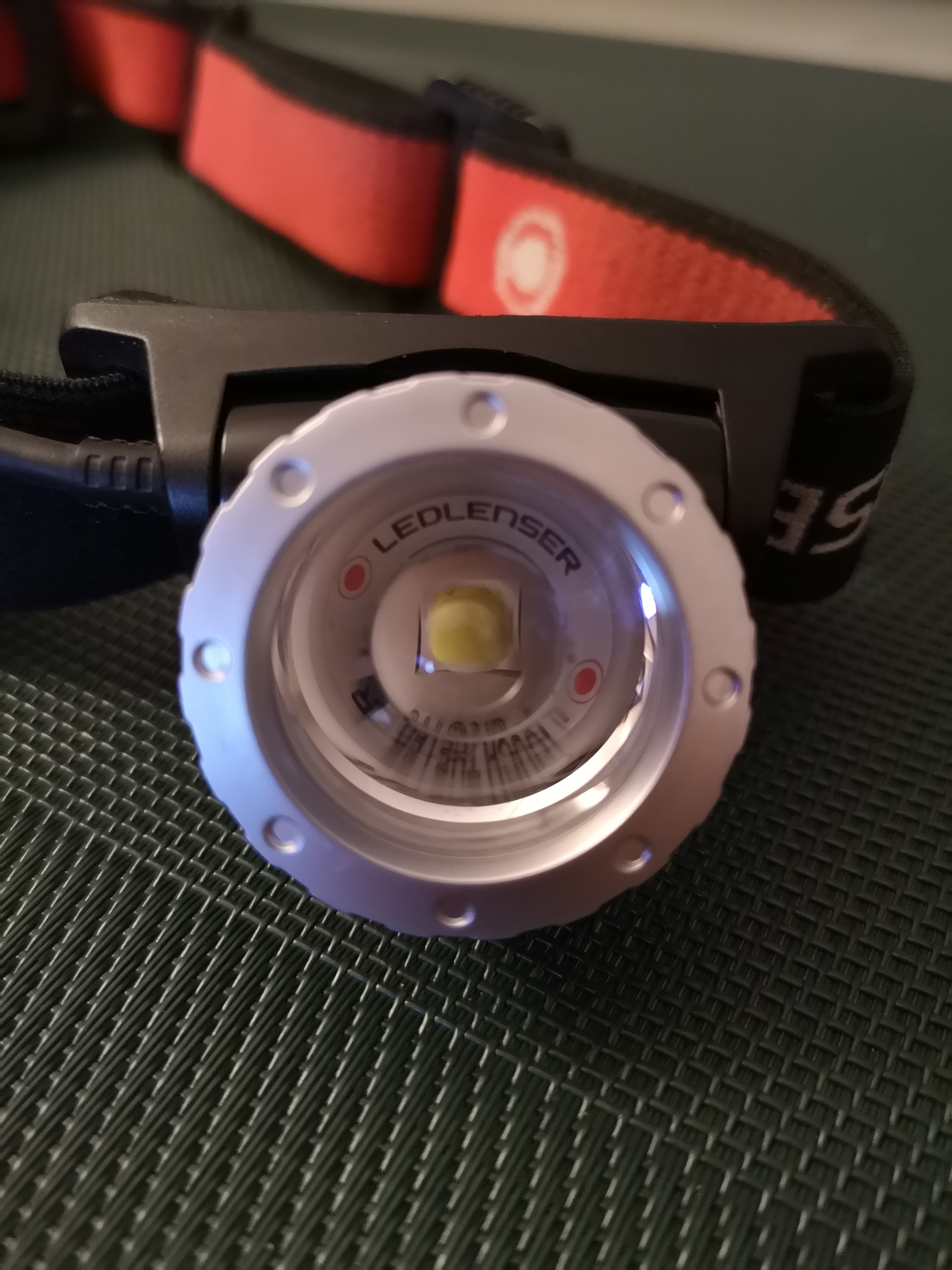 LED