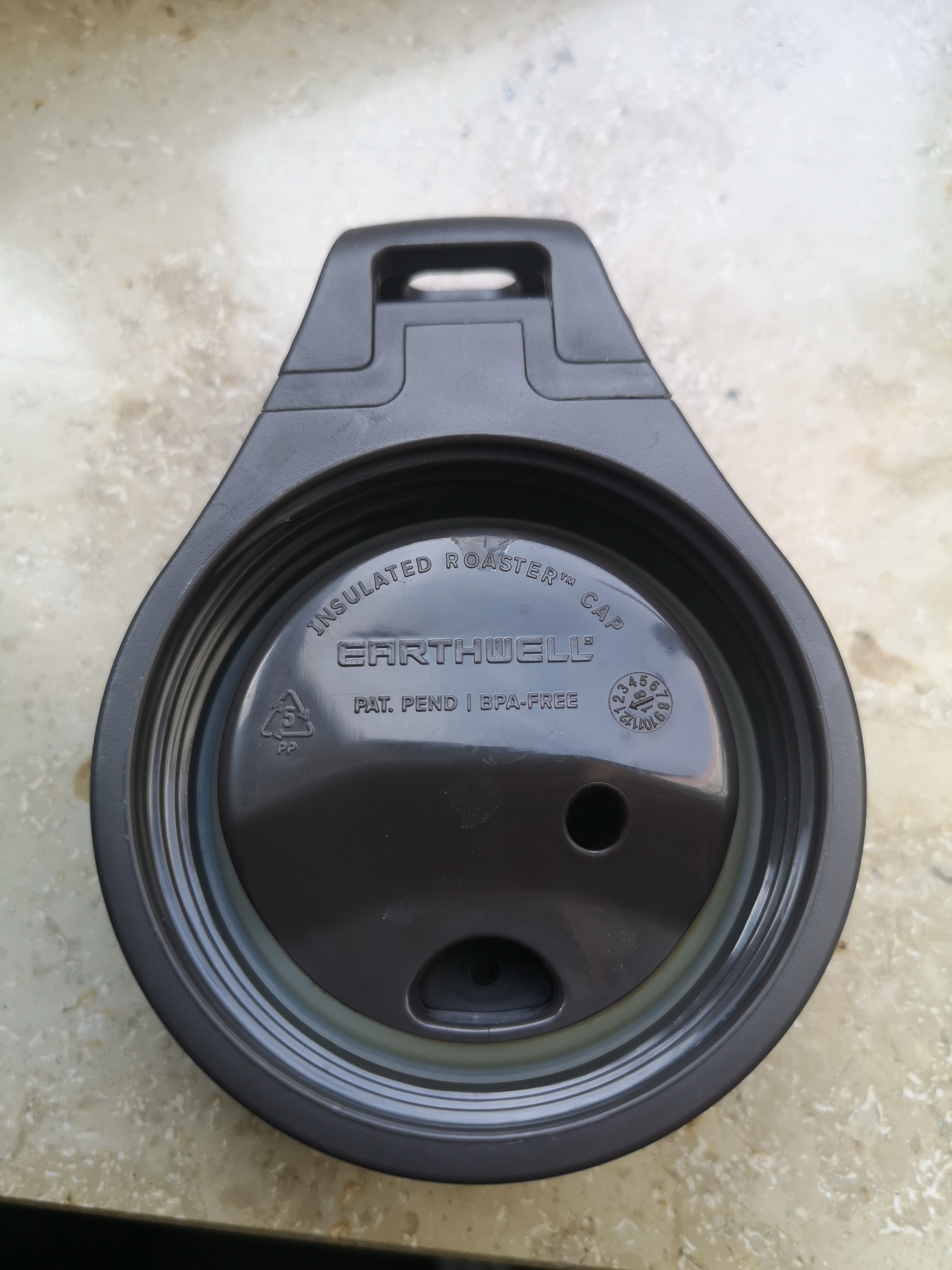 Earthwell Roaster Loop Bottle