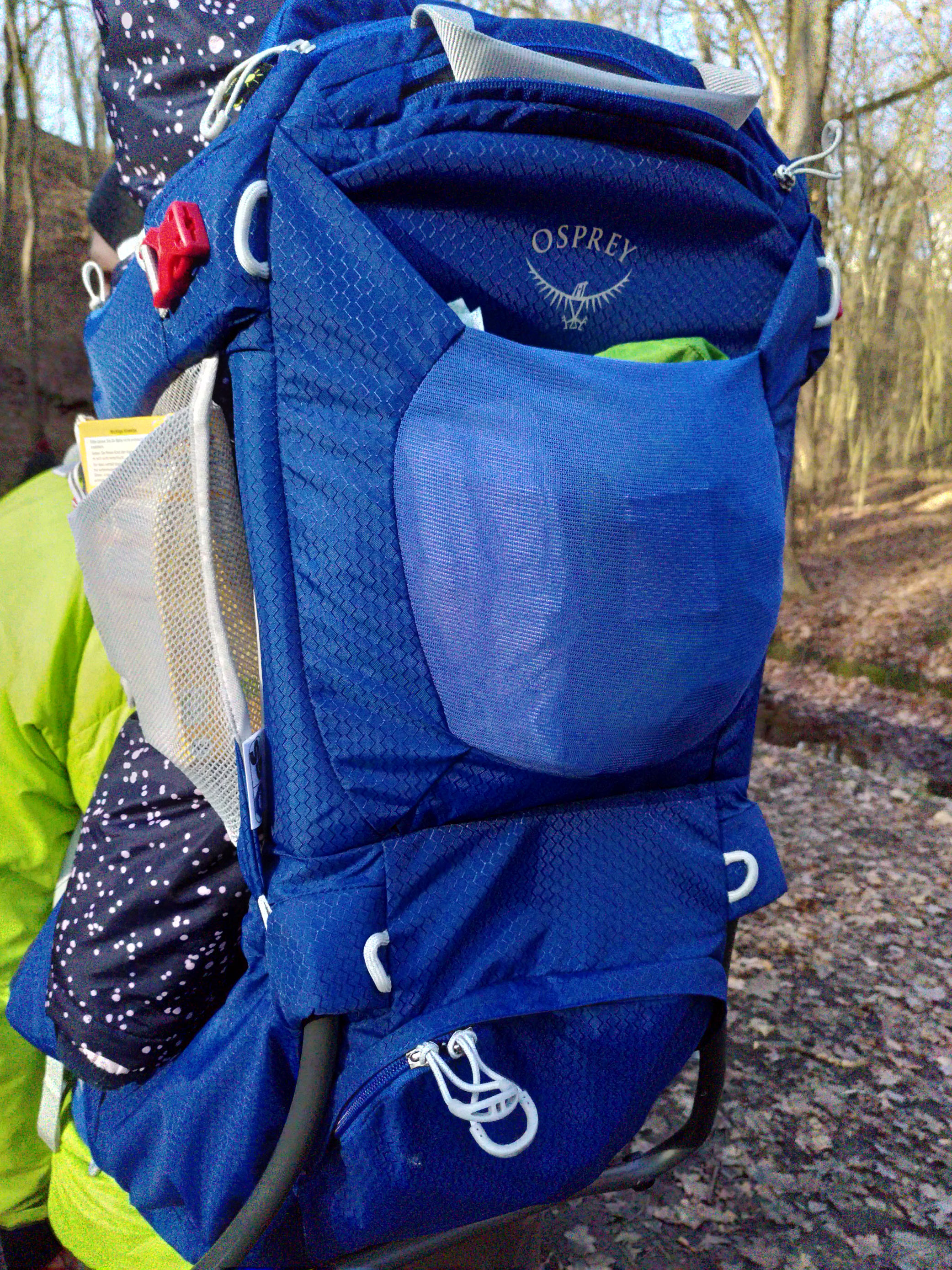 Seitentaschen, Regencovertasche und das 20L Fach