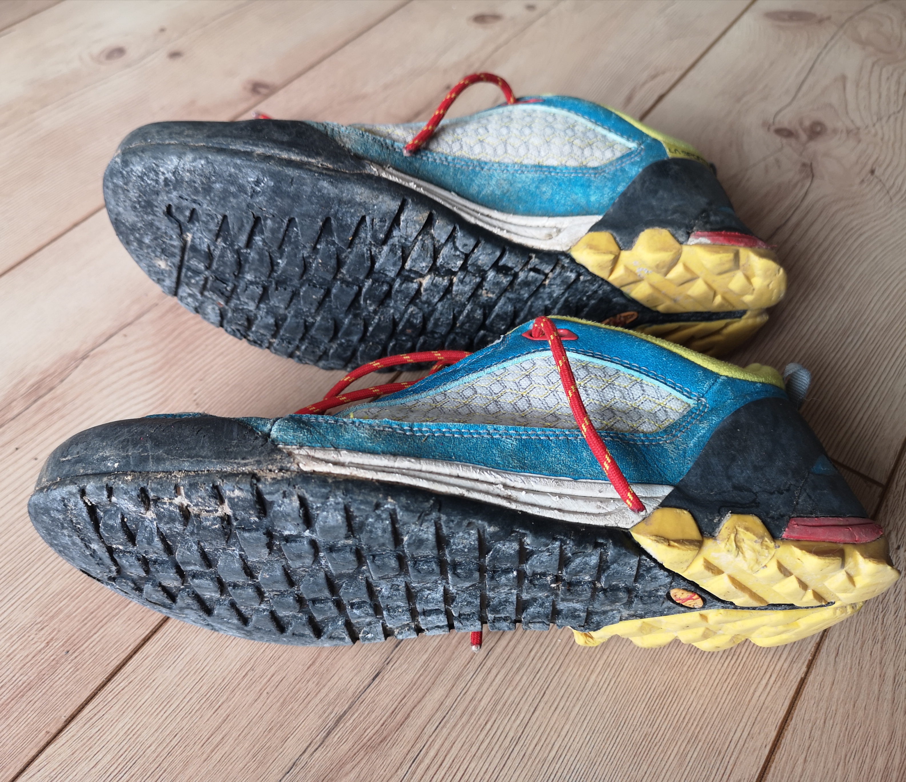 Fixion Sohle mit Impact Brake System