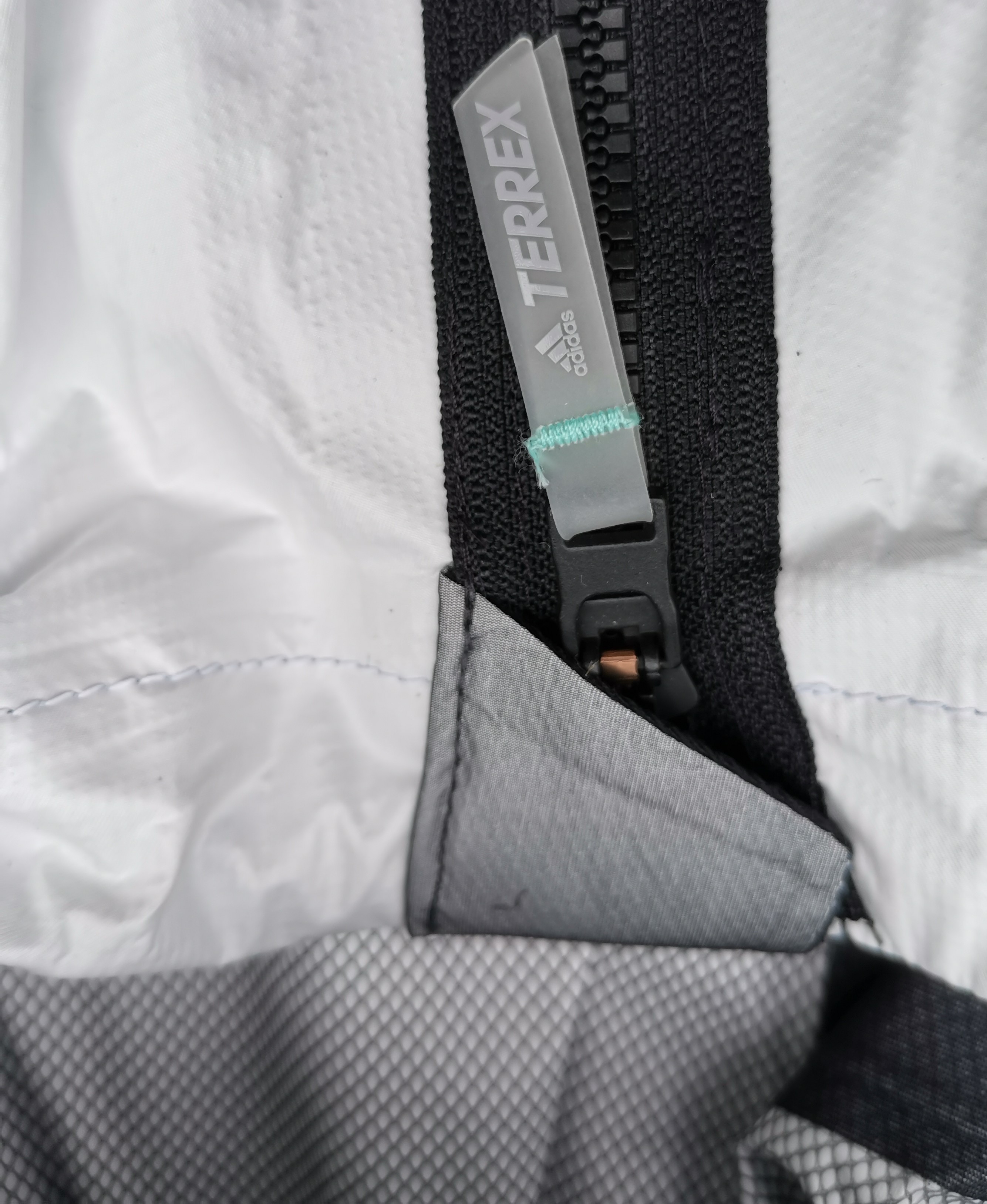Adidas_terrex_agravic_pro_trail_jacke15