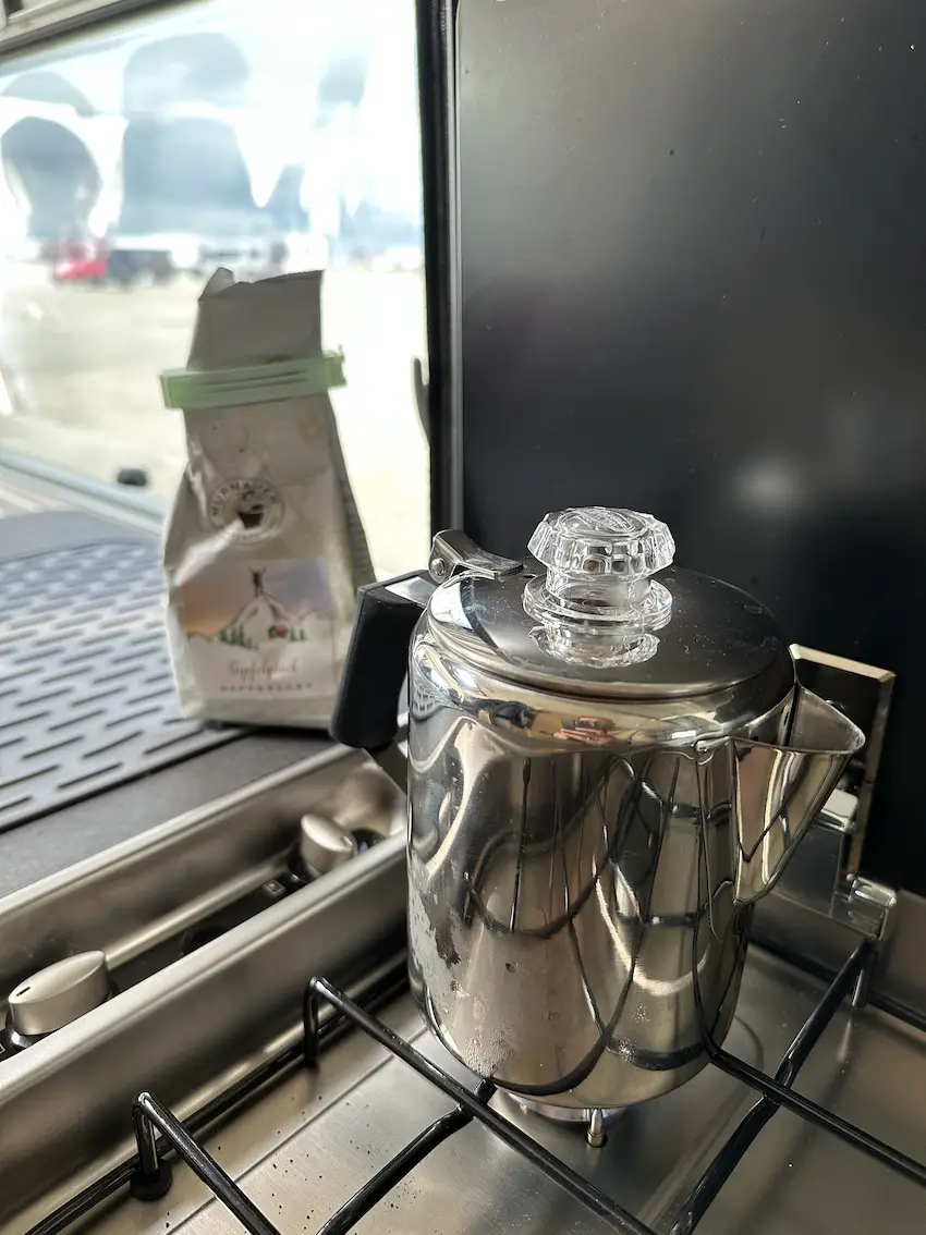 Der kompetente OUTSIDEstories-Test: Der GSI Outdoors Glacier Stainless 3 Cup Perkolator