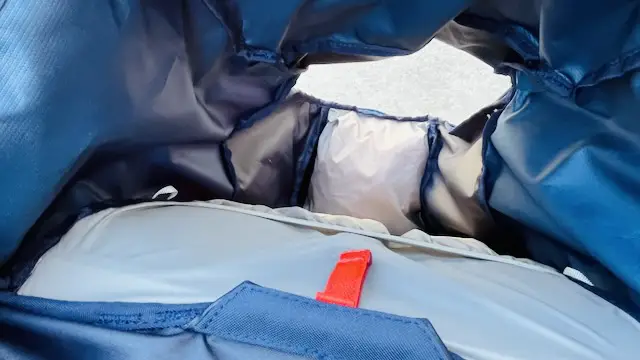 Ansicht mit geöffneter Front