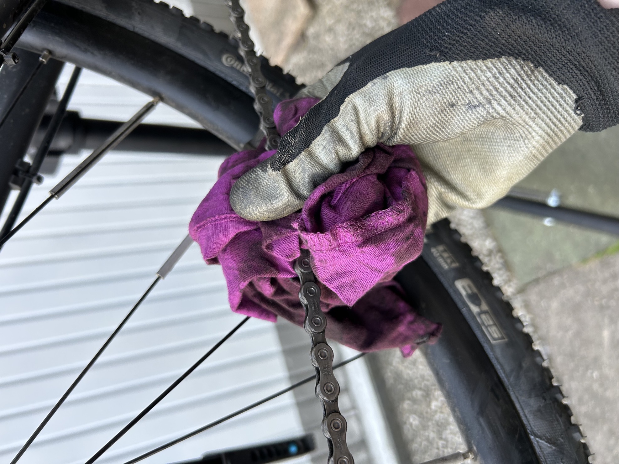 Der kompetente OUTSIDEstories-Test: TUNAP SPORTS Drive Cleaner - Antriebsreiniger Spray mit Dosierpinsel