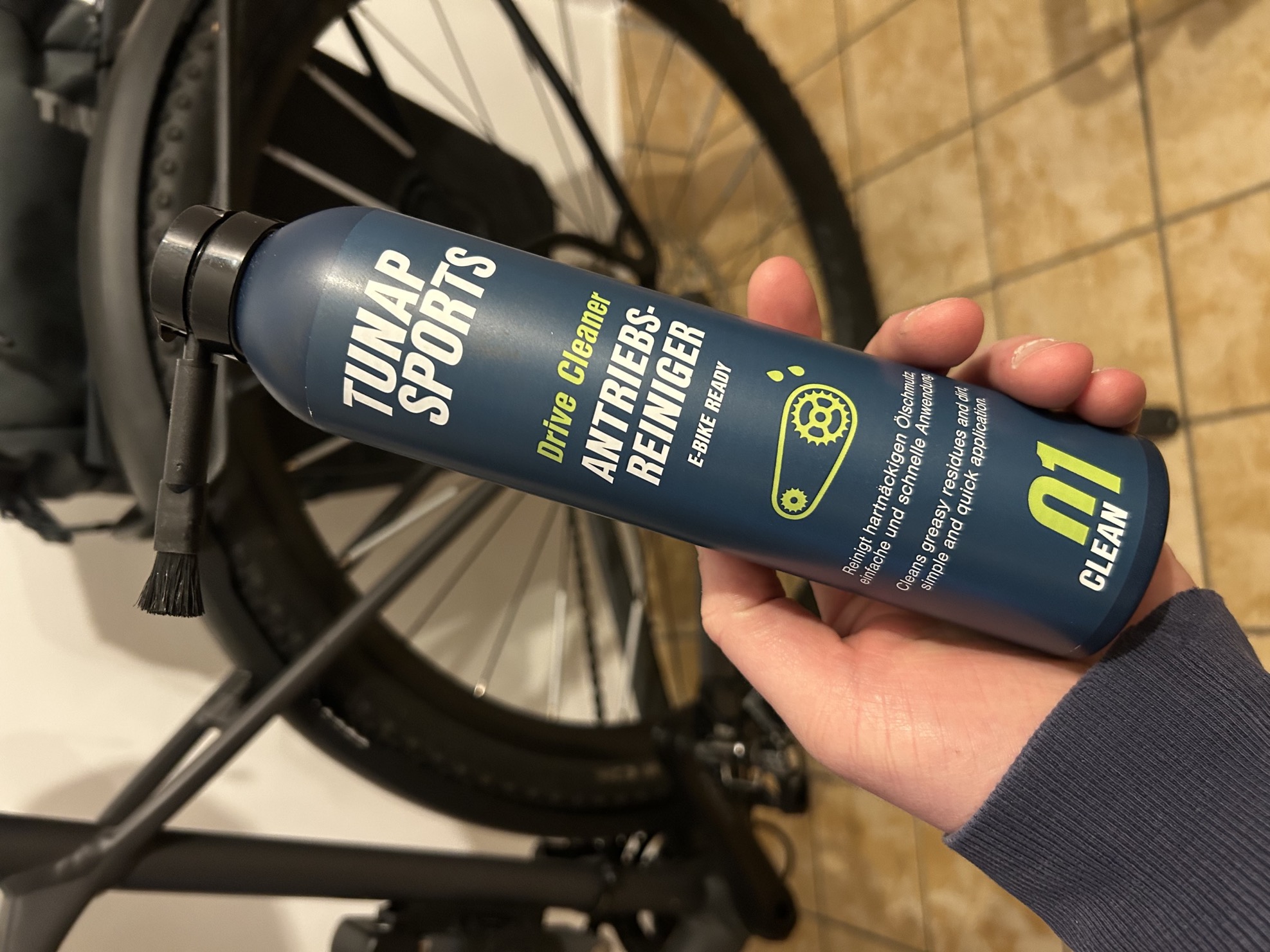 Der kompetente OUTSIDEstories-Test: TUNAP SPORTS Drive Cleaner - Antriebsreiniger Spray mit Dosierpinsel