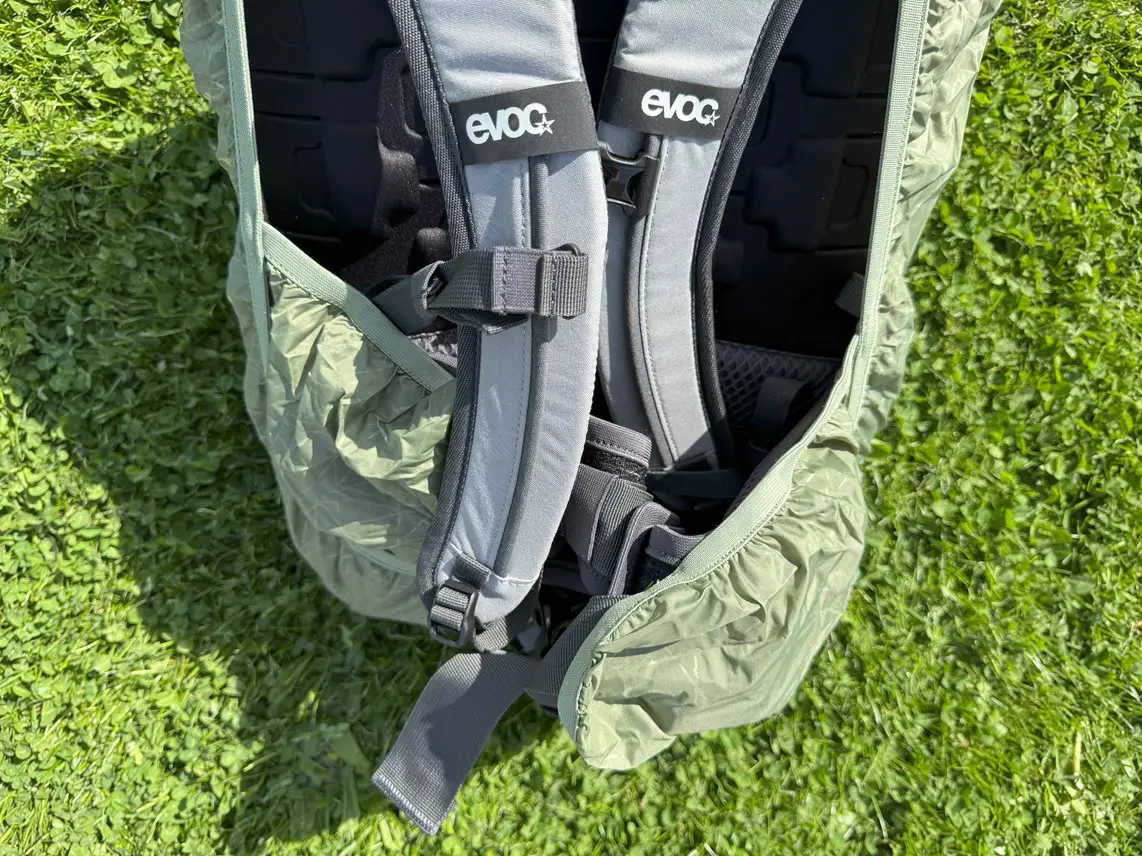 Regencape innen