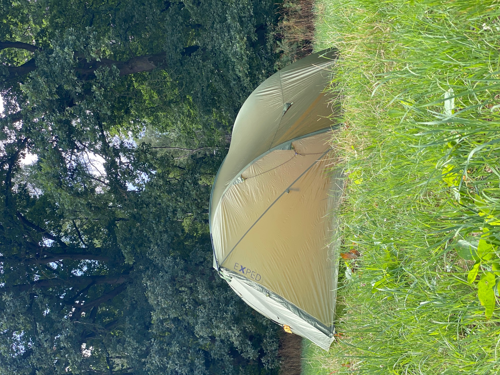 Zelt aufgebaut