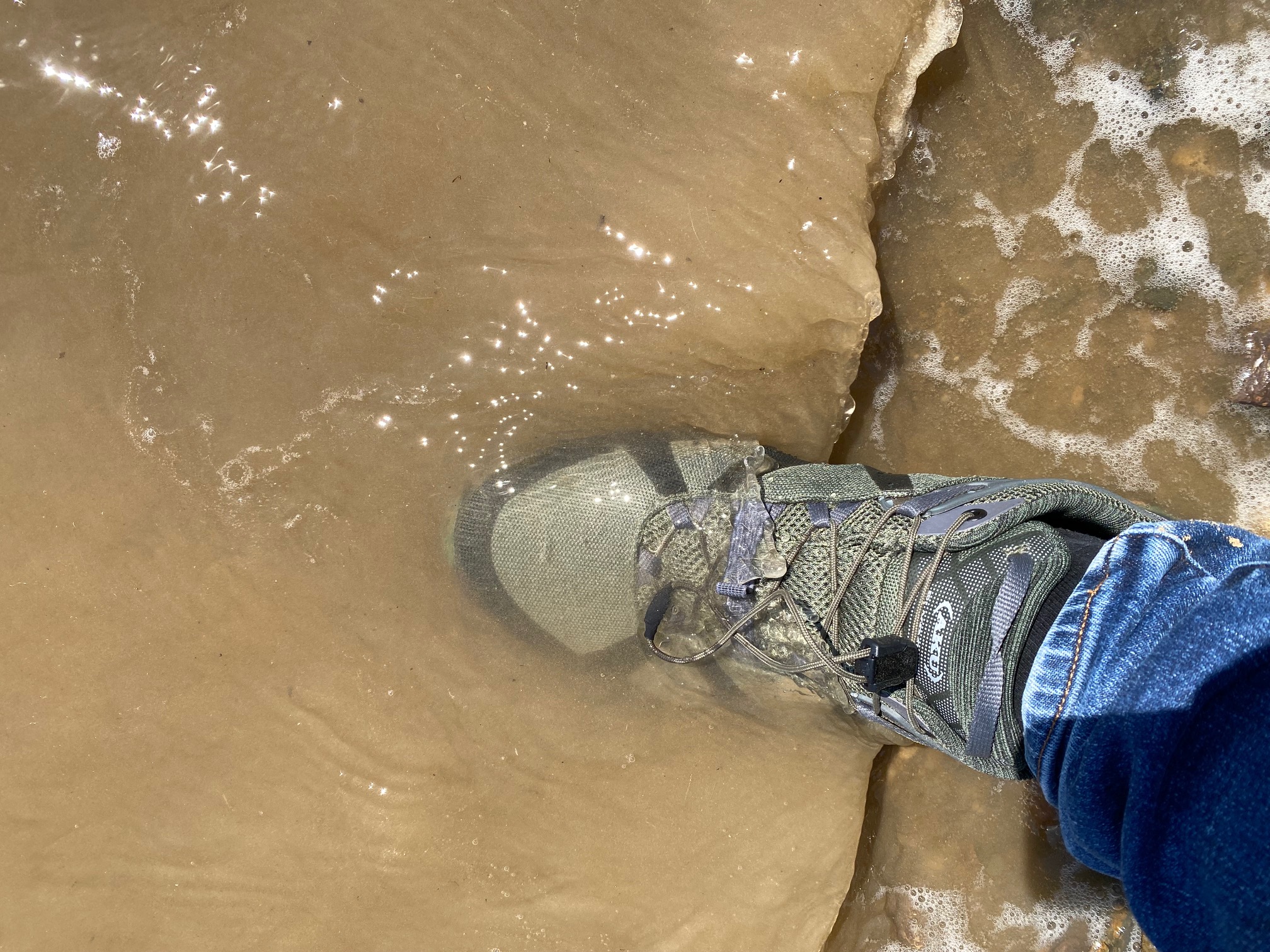 Schuh unter Wasser