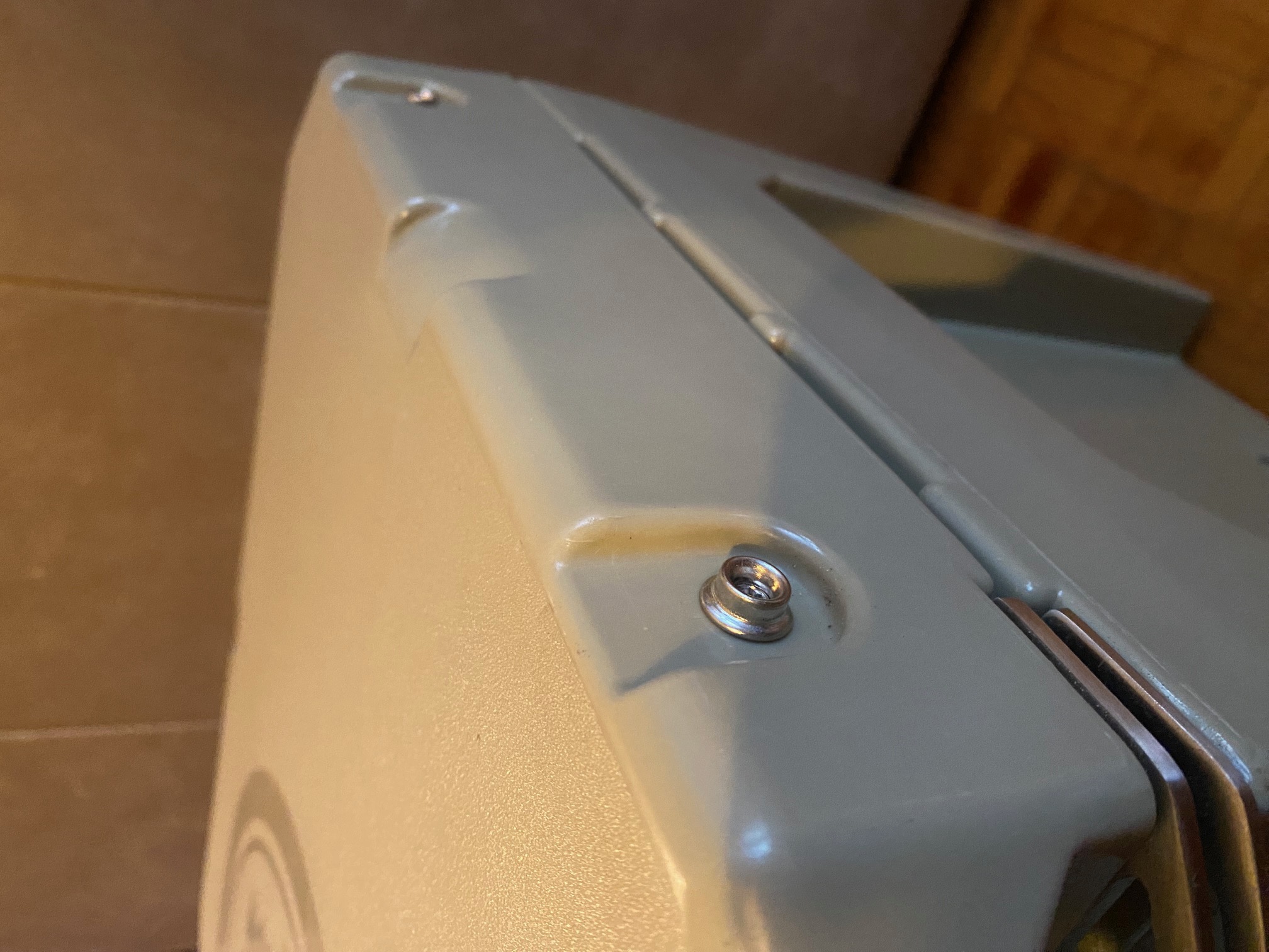 Druckknopf an der Box