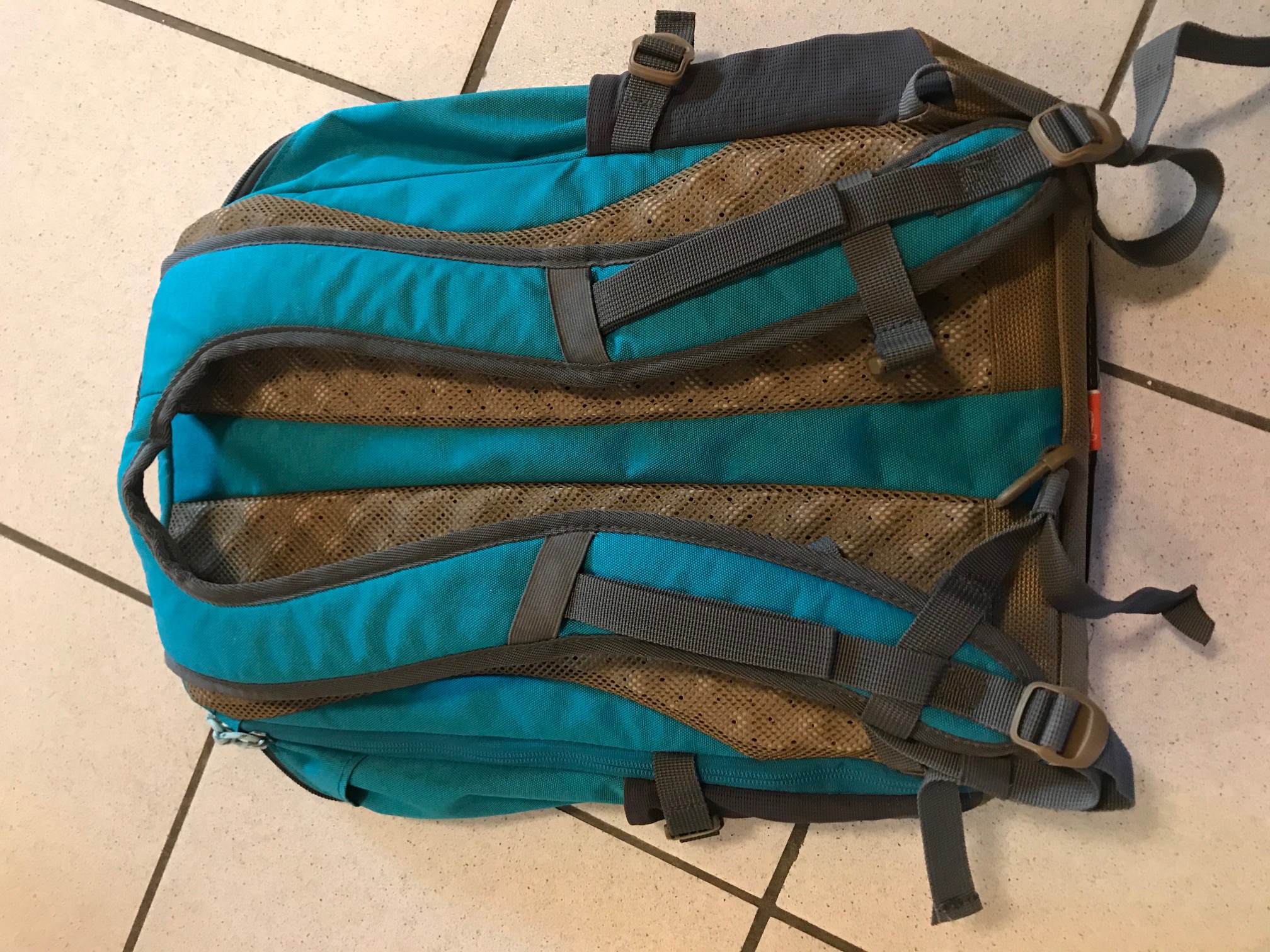 Rucksack hinten