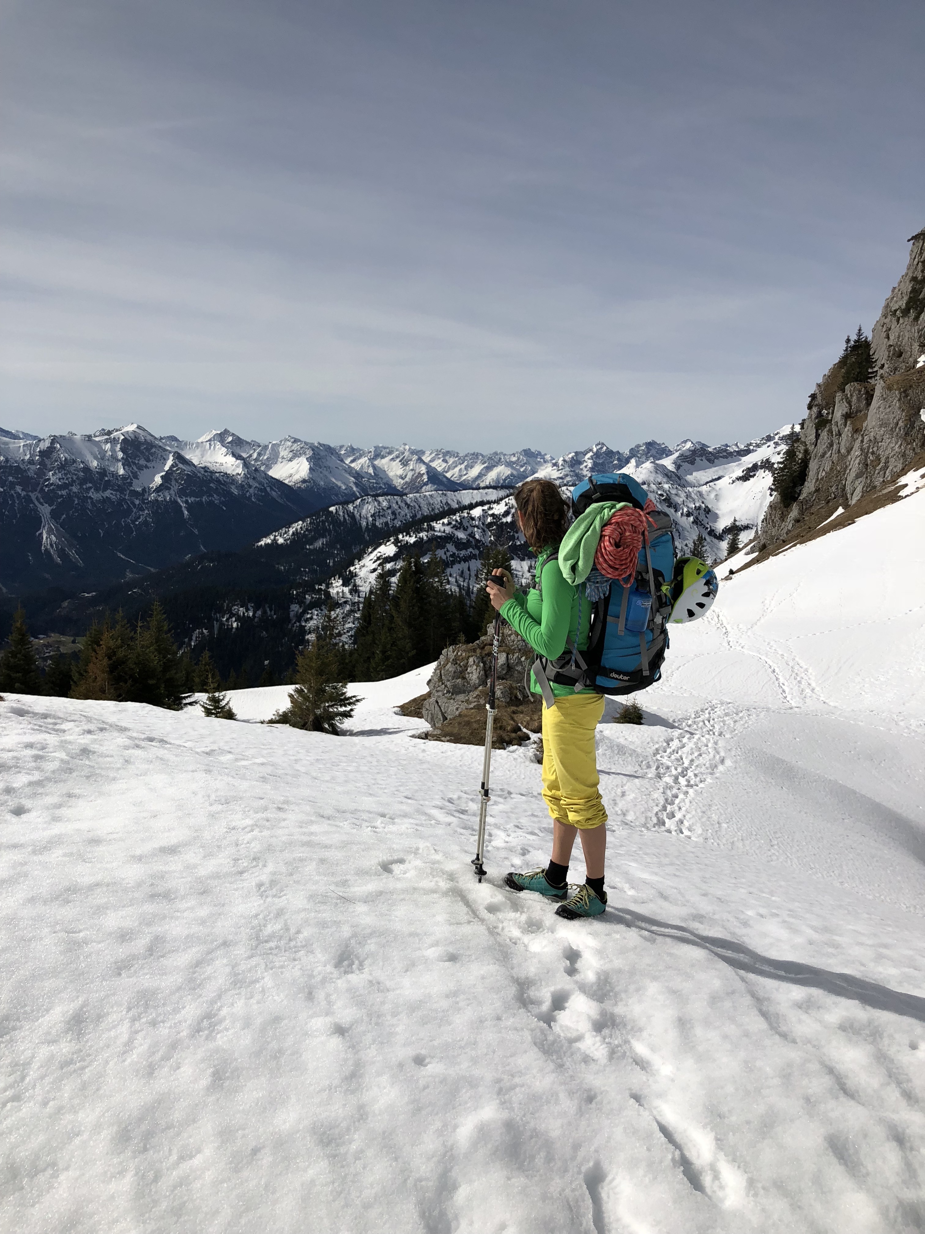 Die Schuhe im Schnee
