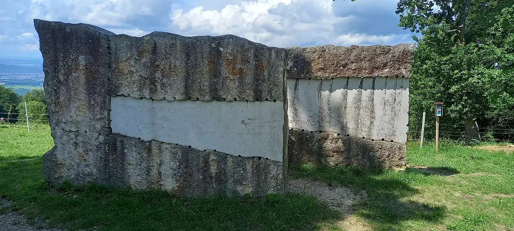 Jahrhundertstein