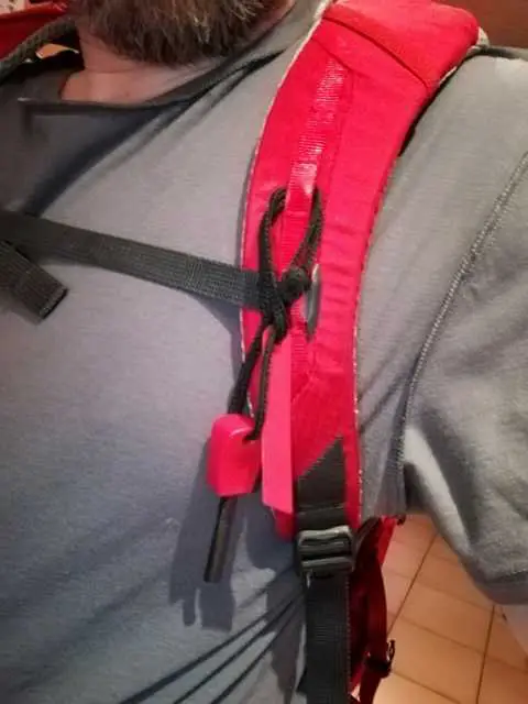 Platz für den Feuerstahl