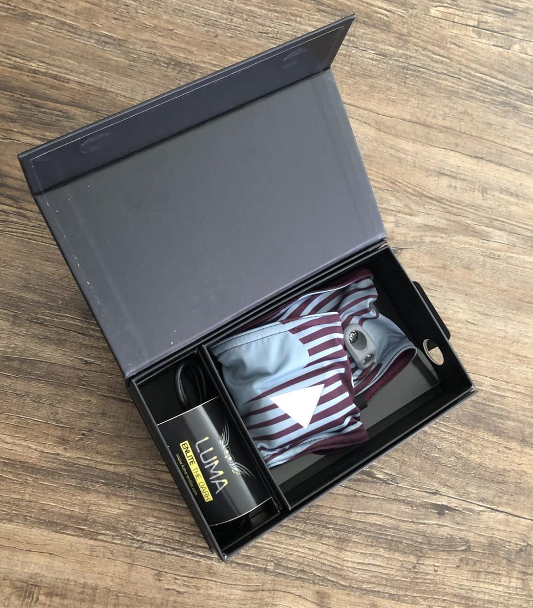 Luma Box aufgeklappt