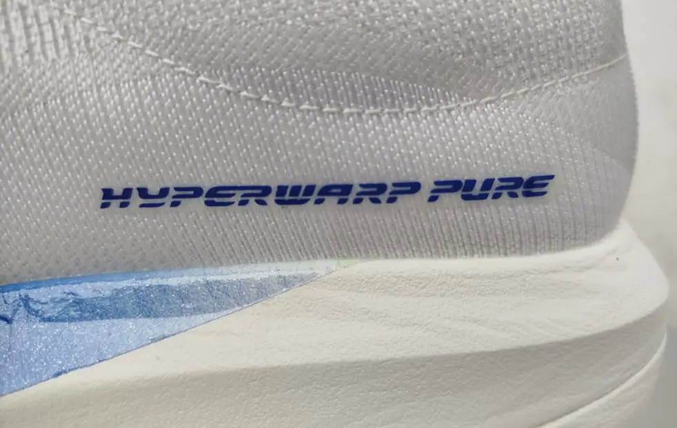 Mizuno Hyperwarp Pure