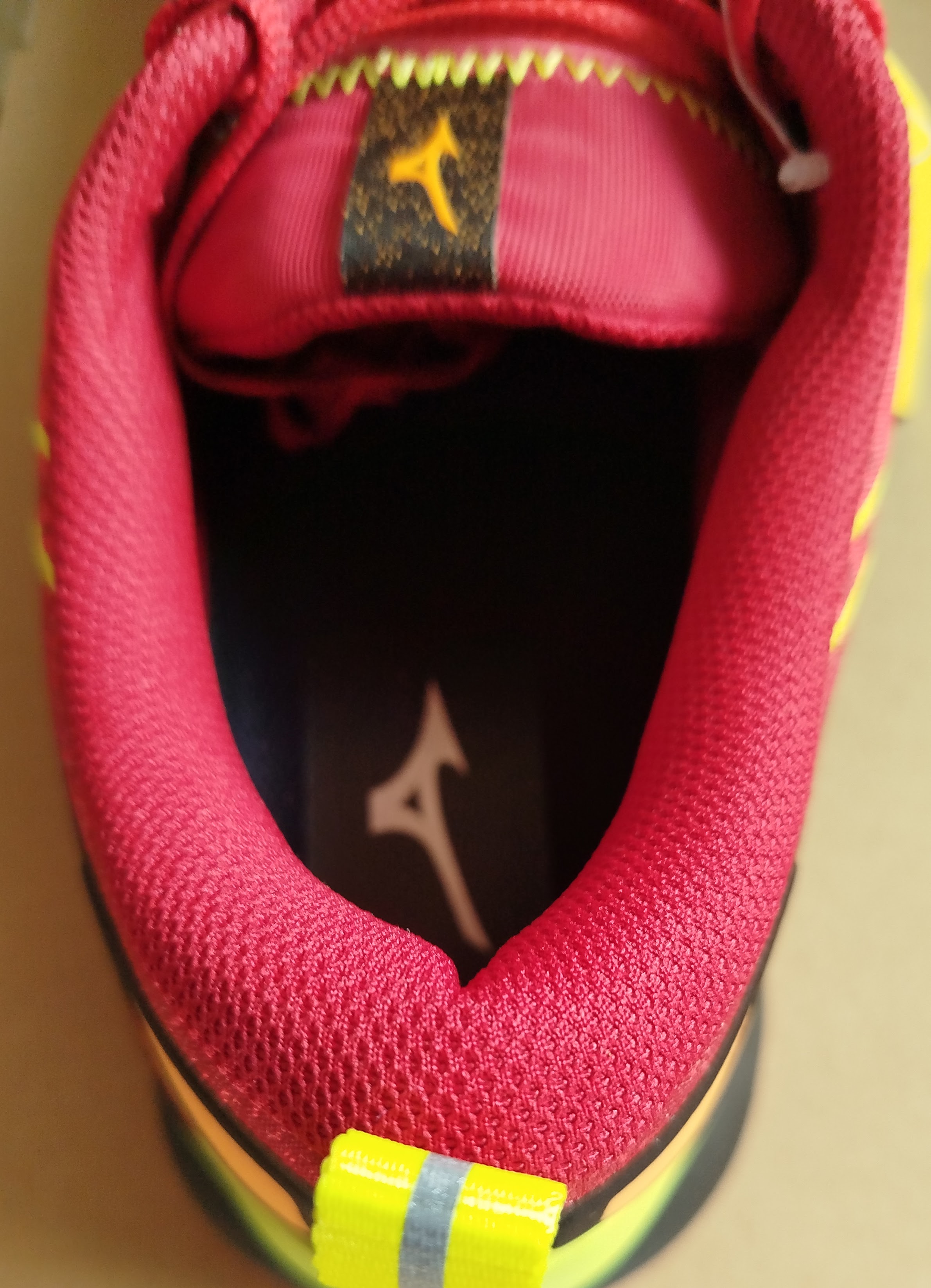 Mizuno Wave Daichi 9 6