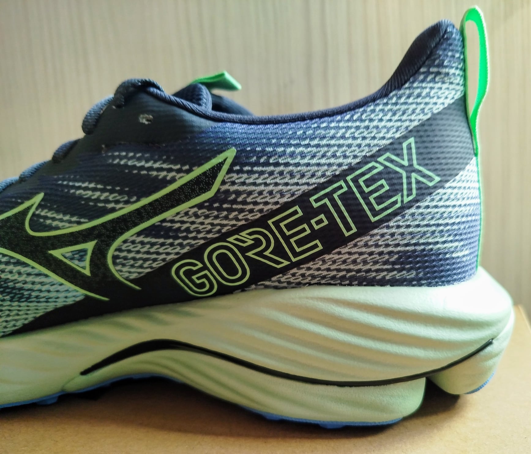 Mizuno Wave Rider GTX 2 23