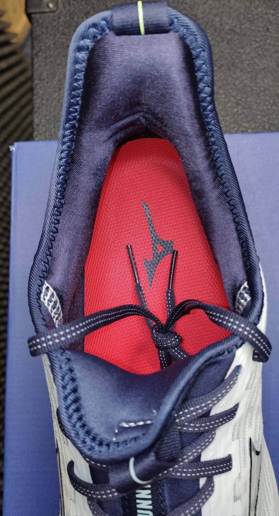 mizuno_wave_rider_neo2_25