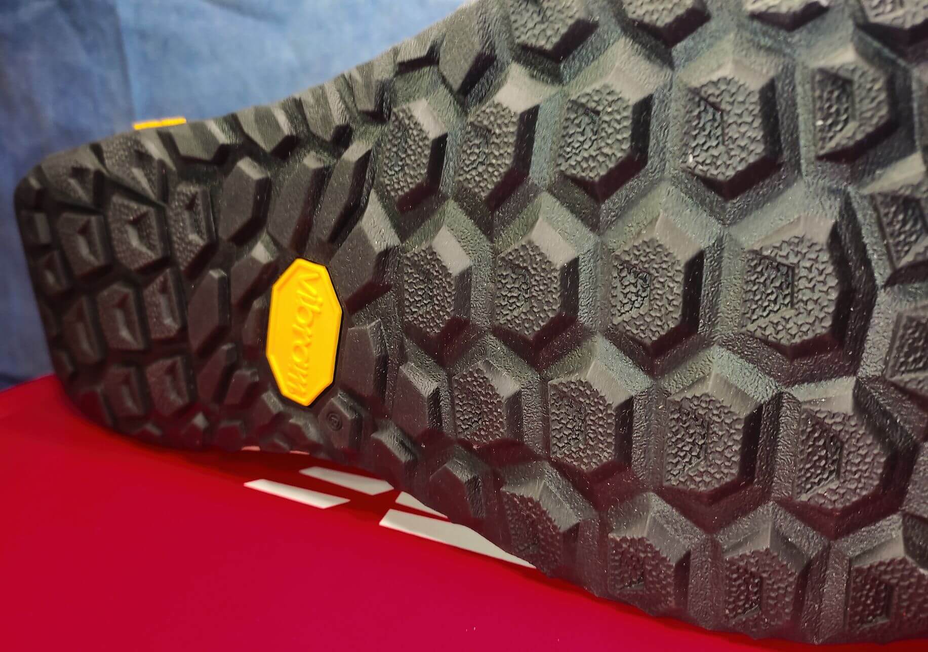 new_balance_hierrov6_18