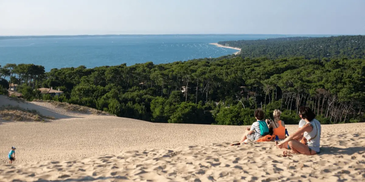  OUTSIDEstories Unterwegs-Tipp Radtouren Frankreich Atlantikküste, Aussicht auf der Dune Du Pilat nähe Arcachon