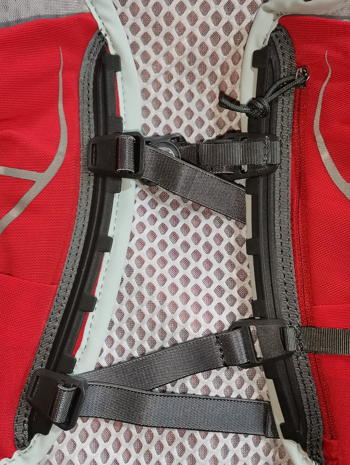 Osprey Duro 6 Trinkrucksack 13