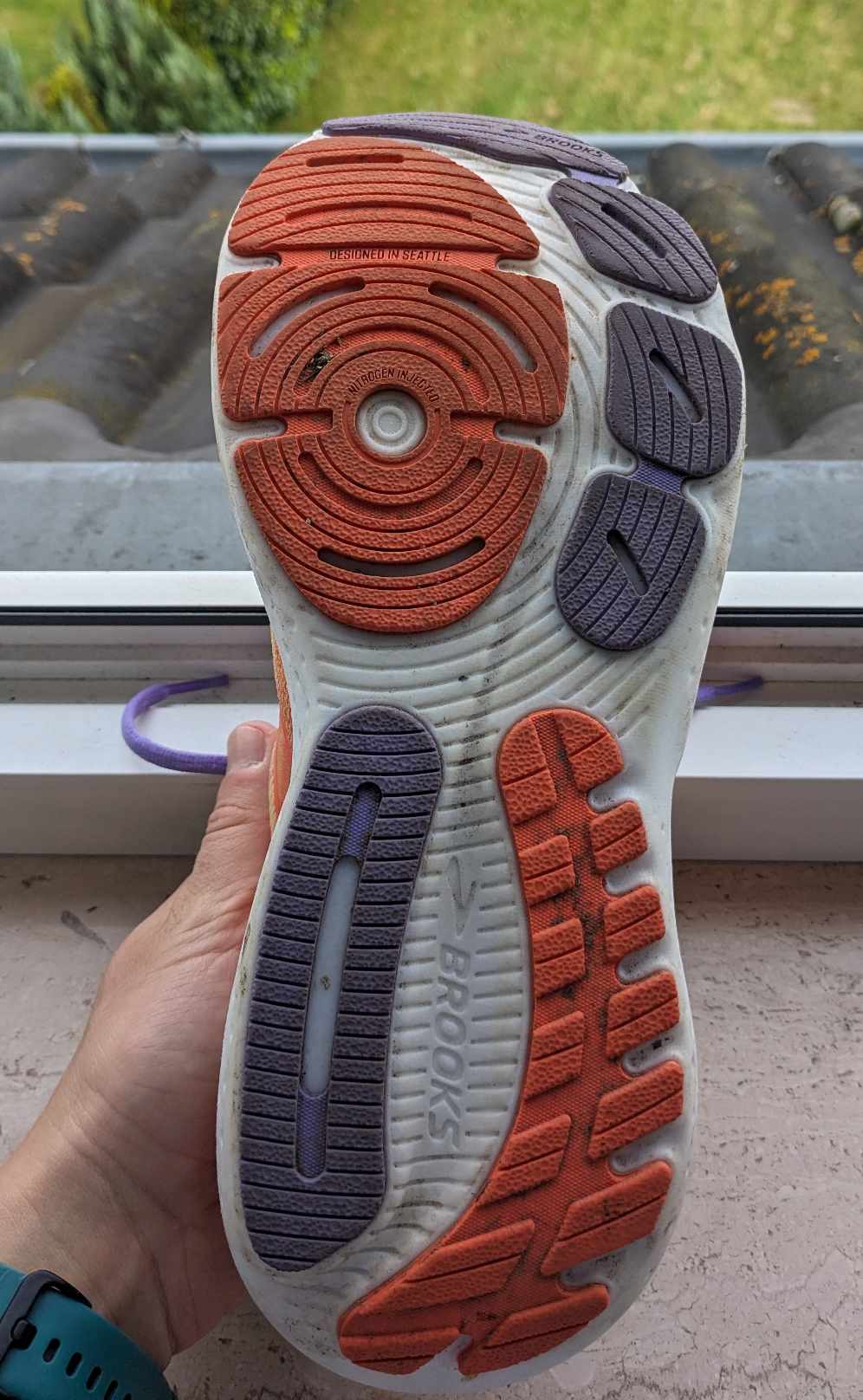 Man sieht die Sohle des Glycerin 21 