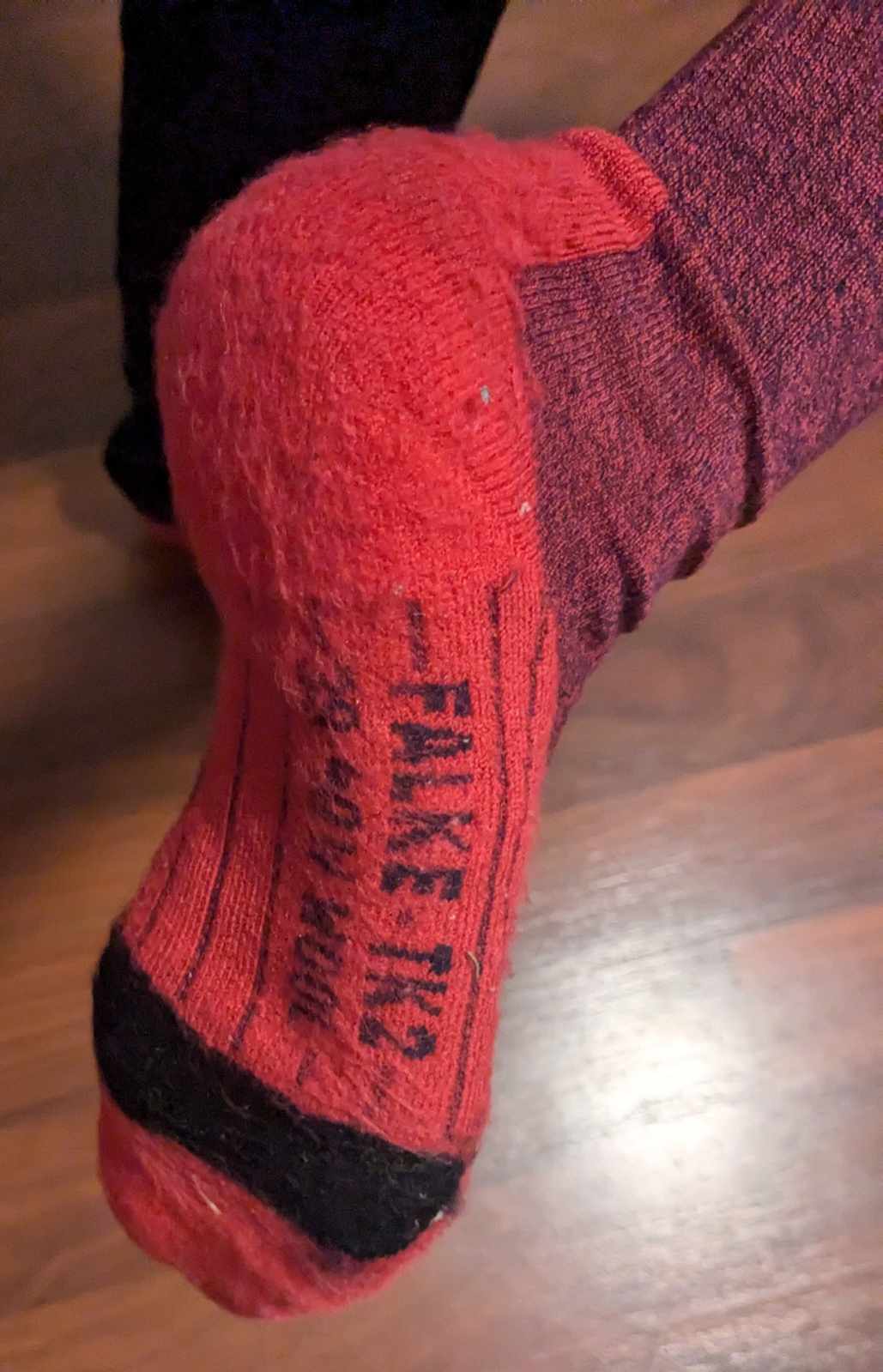 Man sieht die Socke von unten