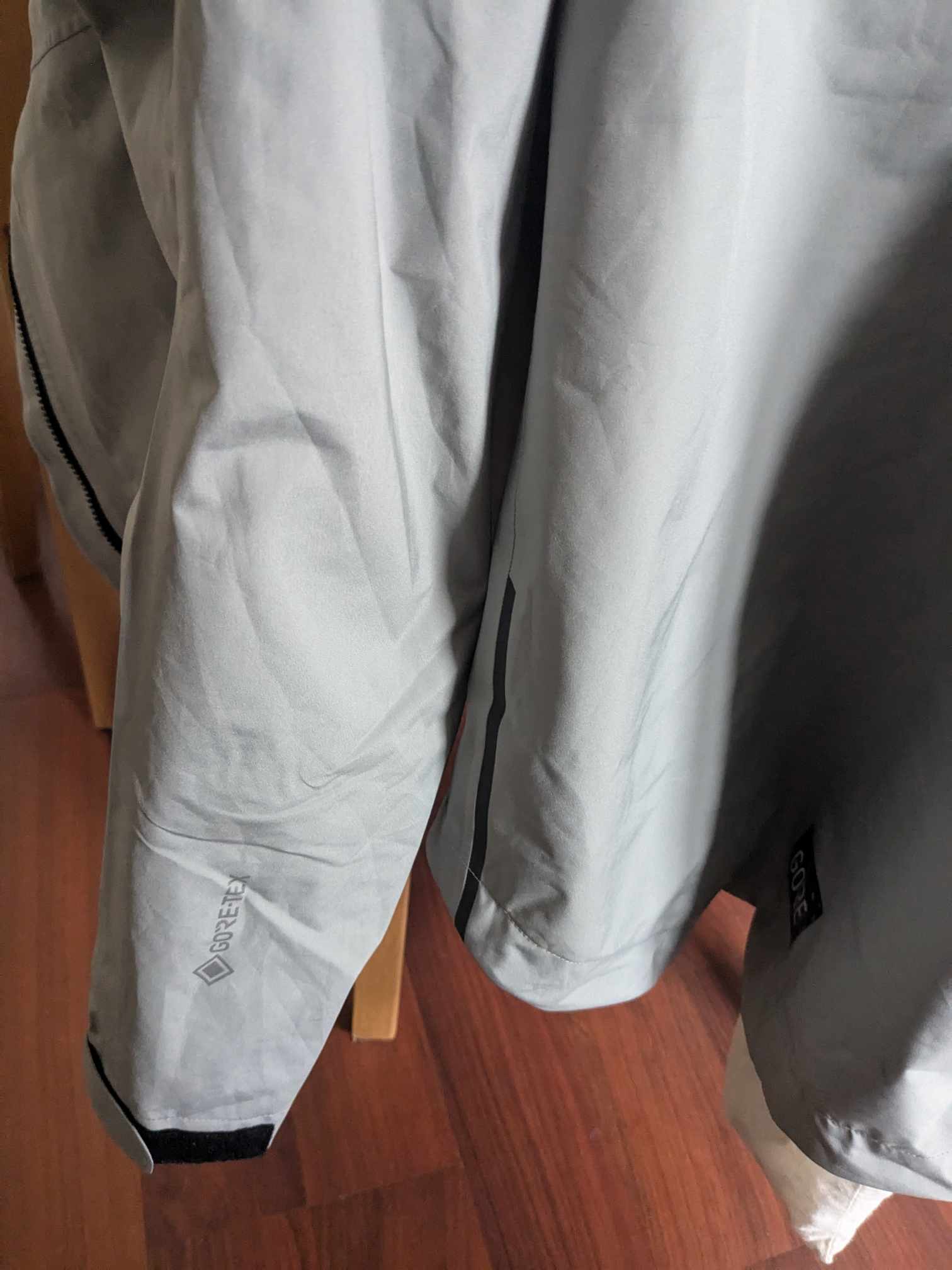   Reflektierender GoreTex Schri