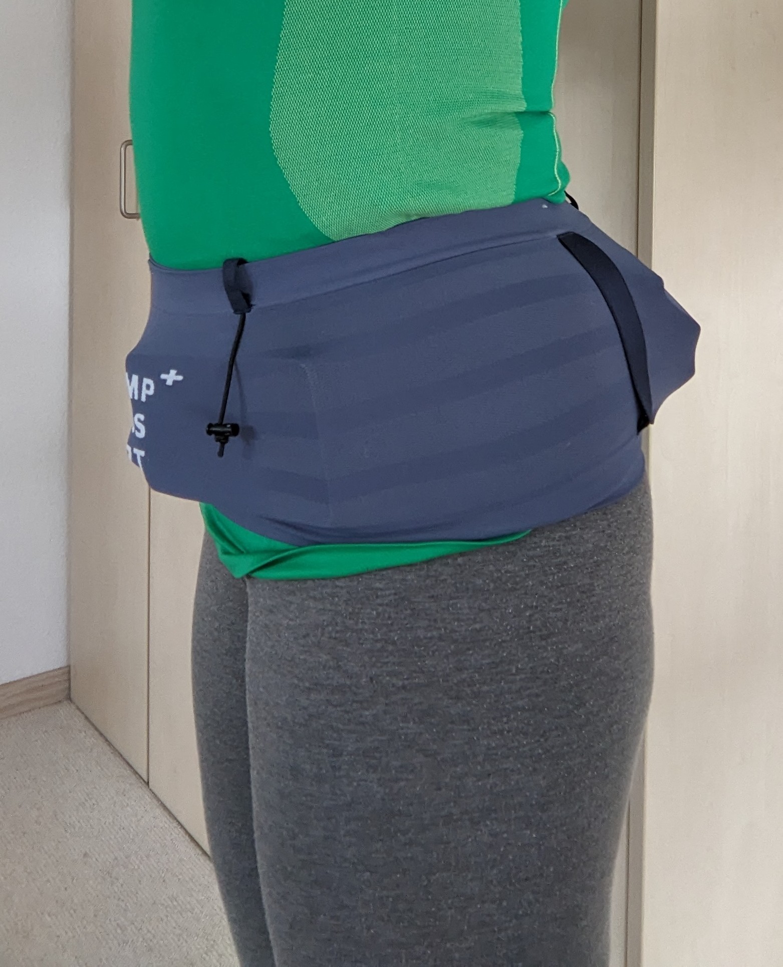 bepackter Gürtel seitenansicht links