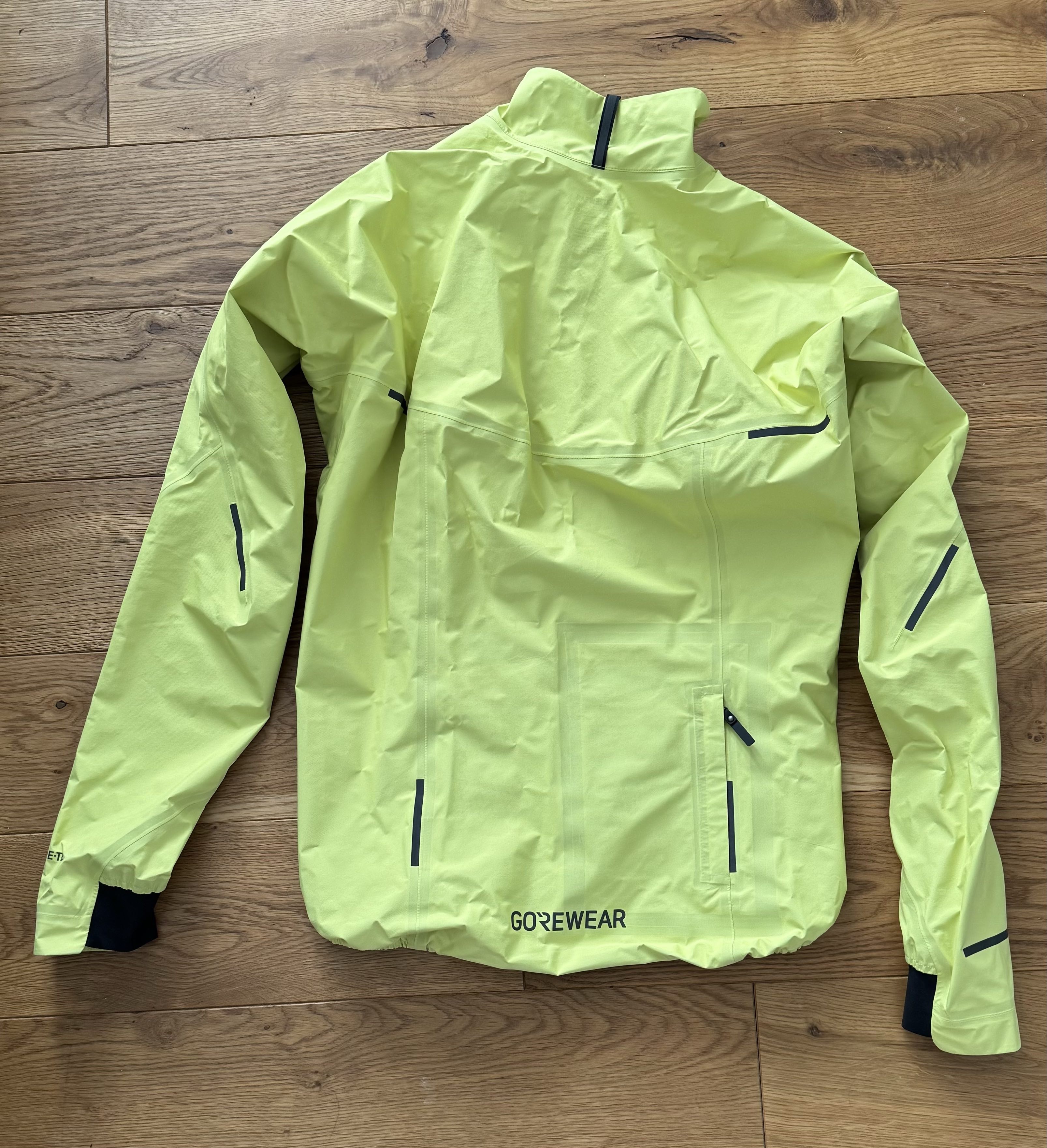 Rückansicht der Jacke