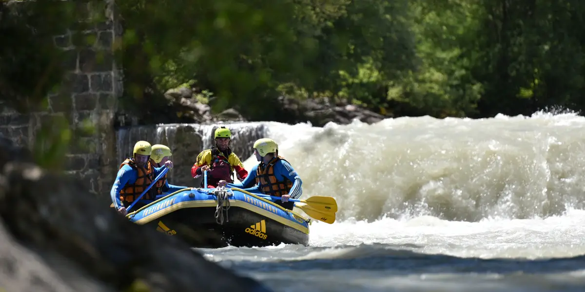 Rafting auf der Ötz in Tirol mit faszinatour