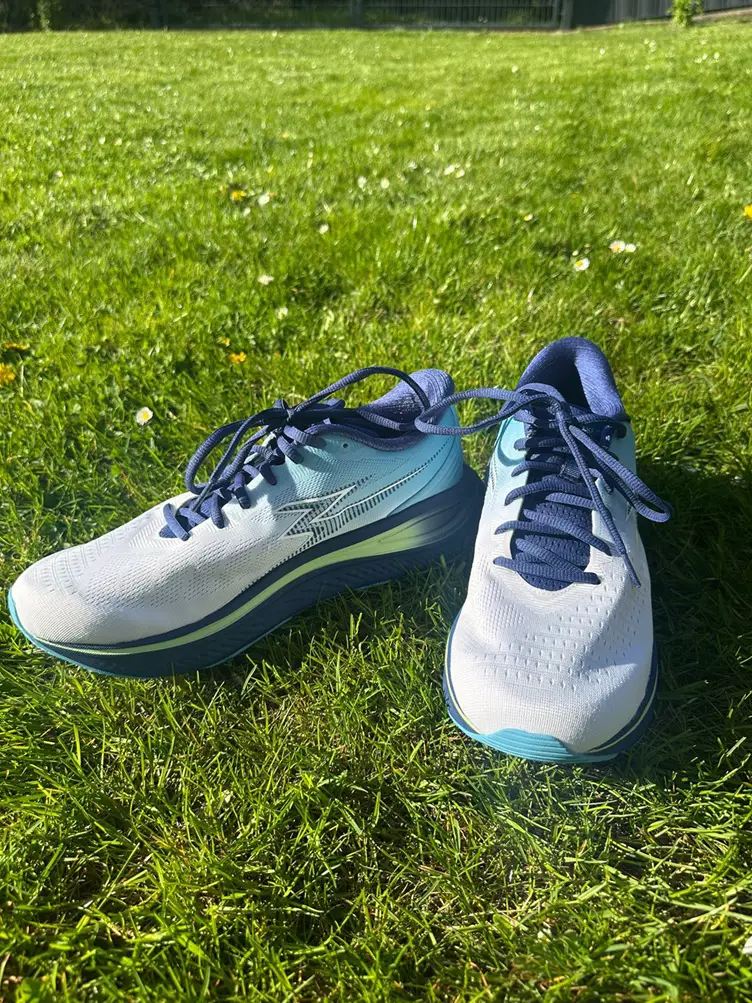 Der kompetente OUTSIDestories-Test: 361° Meraki 7 Laufschuhe