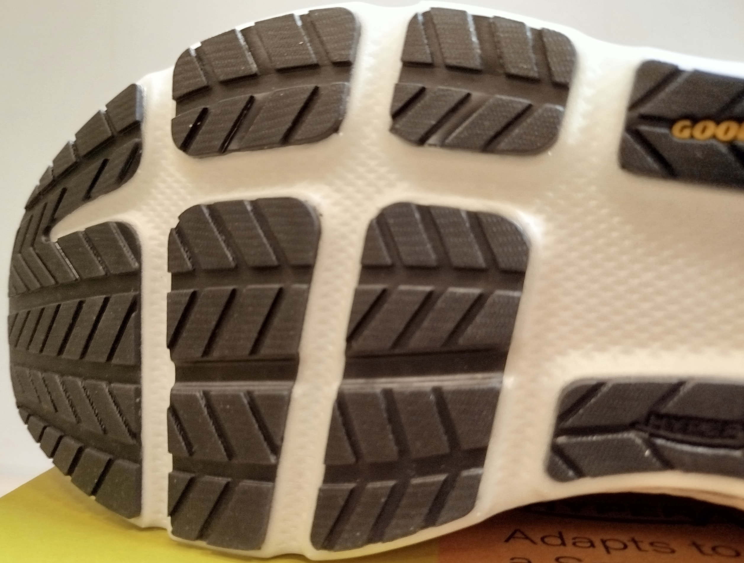 Skechers Go Run Max Road 6-20