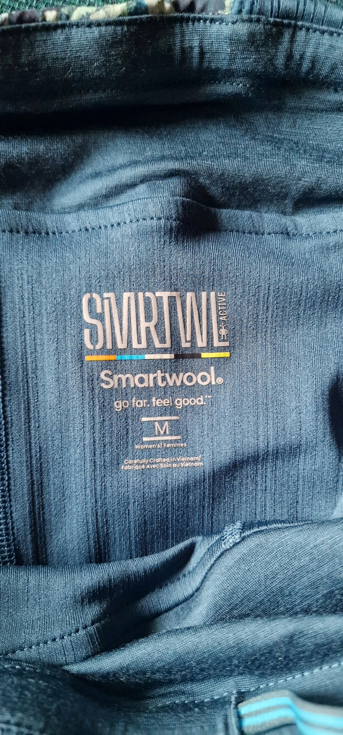 Smartwool verwendet zarte Wolle für Sportausrüstungen. Merino! Naturmaterial trifft Sportfasern. 
