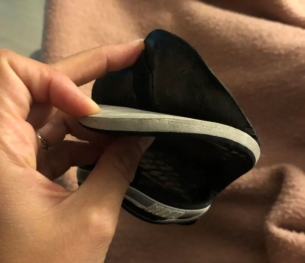 kaputte Sohle bei den alten FlipFlops
